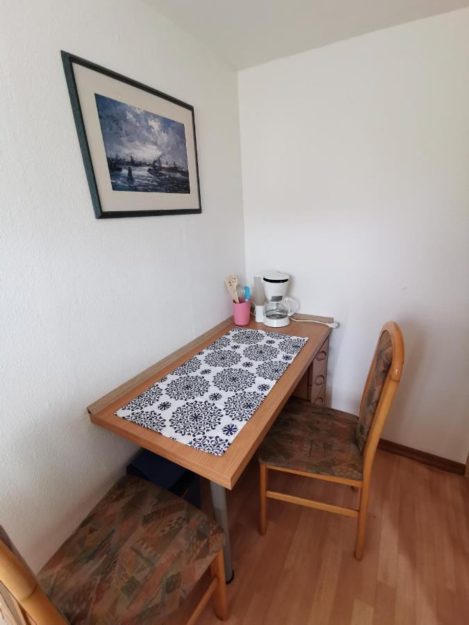 Bungalow Bei Warnemuende Elmenhorst/Lichtenhagen Екстериор снимка